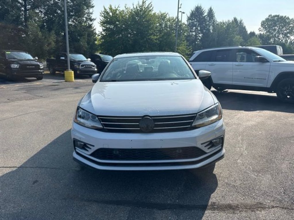 Used 2017 Volkswagen Jetta GLI Sedan