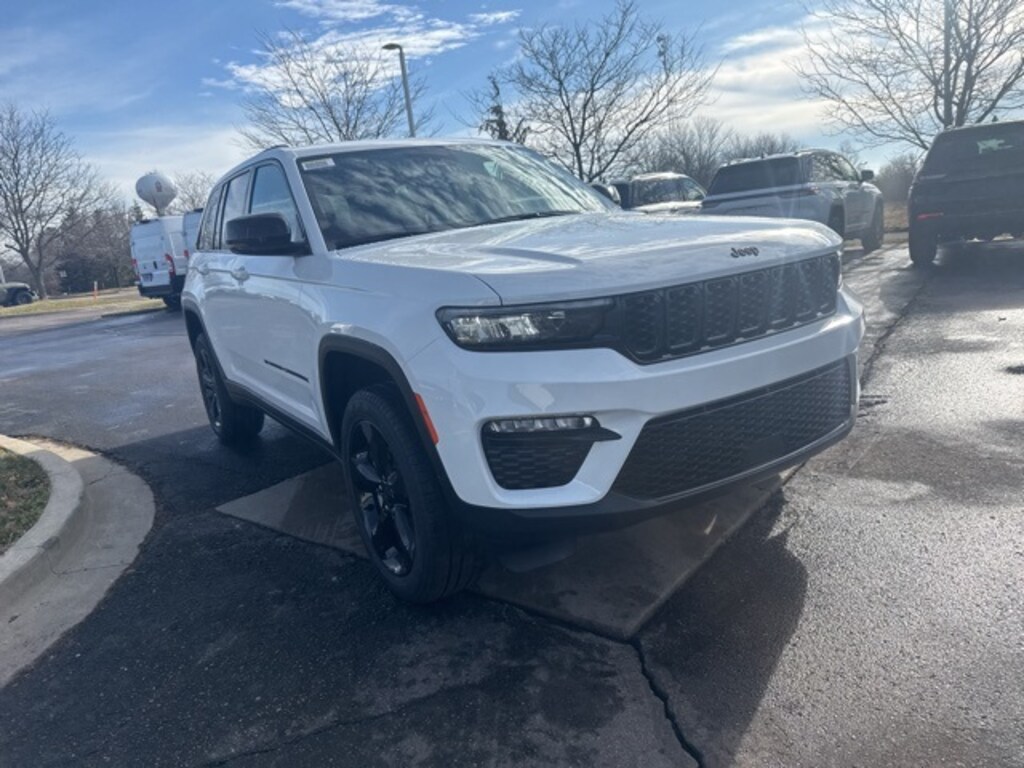 New 2025 Jeep Grand Cherokee LIMITED 4X4 Sport Utility