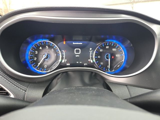 2026 Chrysler Pacifica Select - Photo 15