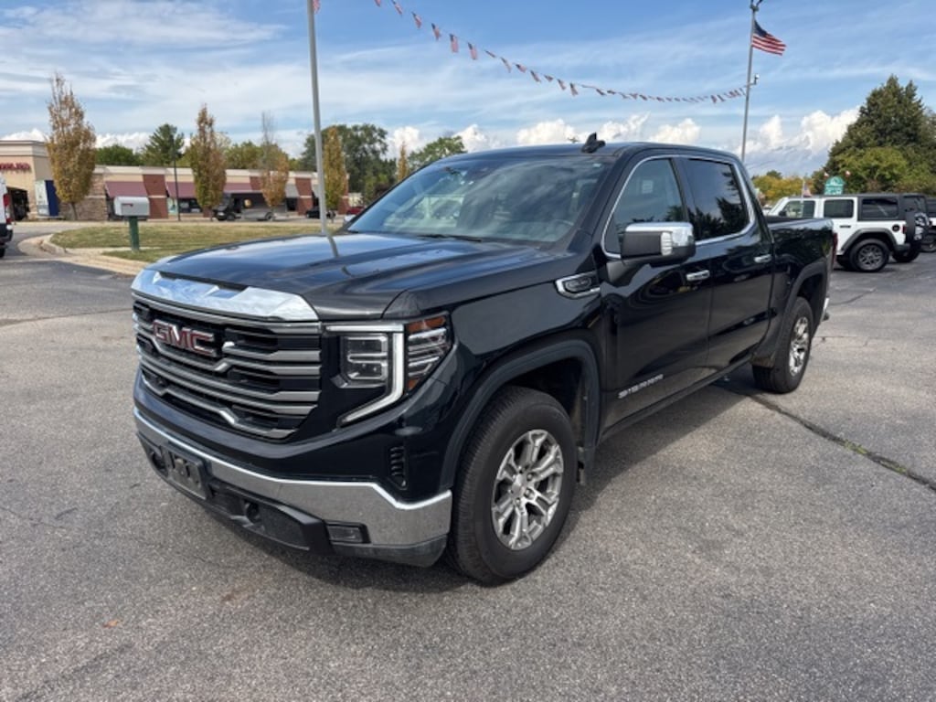 Used 2024 GMC Sierra 1500 SLT Truck