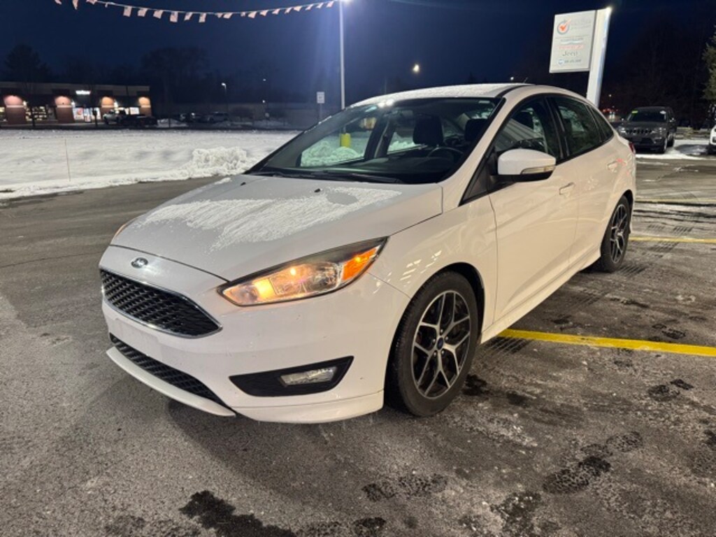 Used 2016 Ford Focus SE Sedan