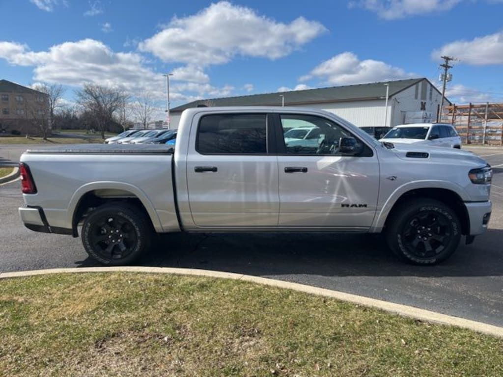New 2026 Ram 1500 BIG HORN CREW CAB 4X4 5'7 BOX Pickup