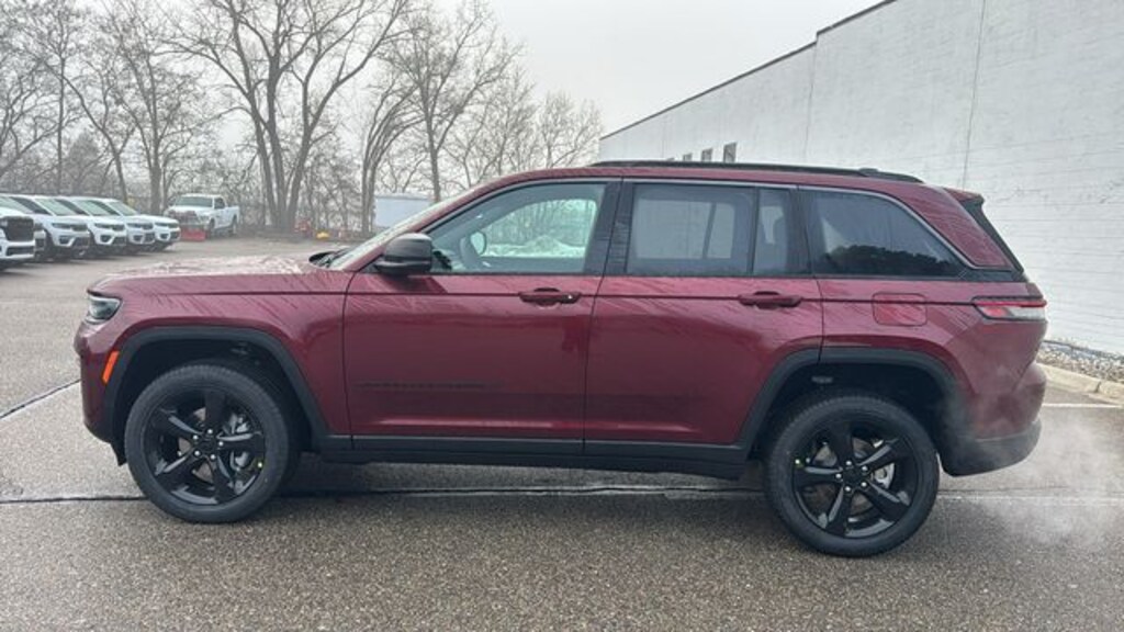 Used 2026 Jeep Grand Cherokee Limited SUV