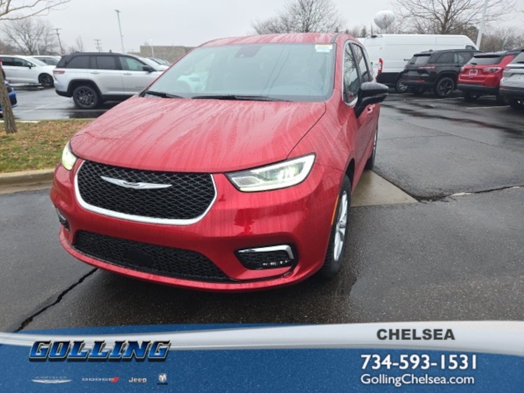 New 2026 Chrysler Pacifica SELECT AWD Passenger Van