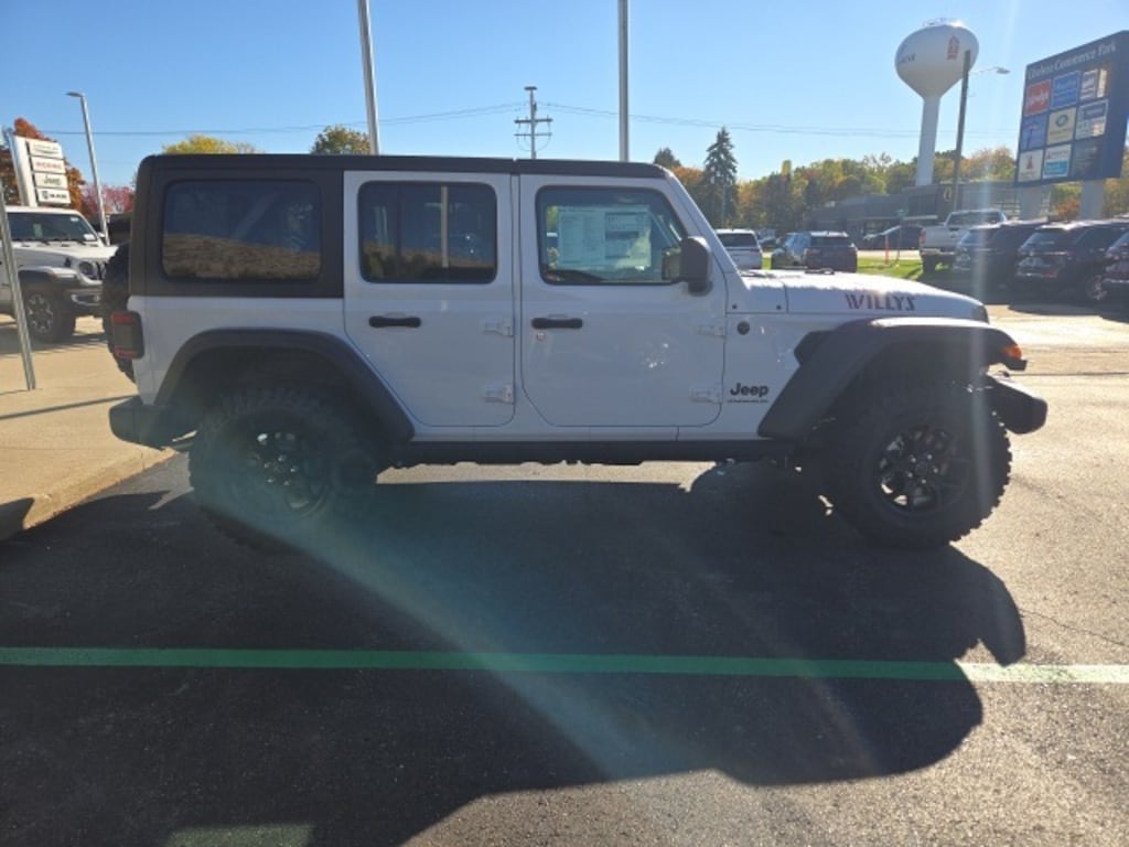 New 2026 Jeep Wrangler 4-DOOR WILLYS Sport Utility