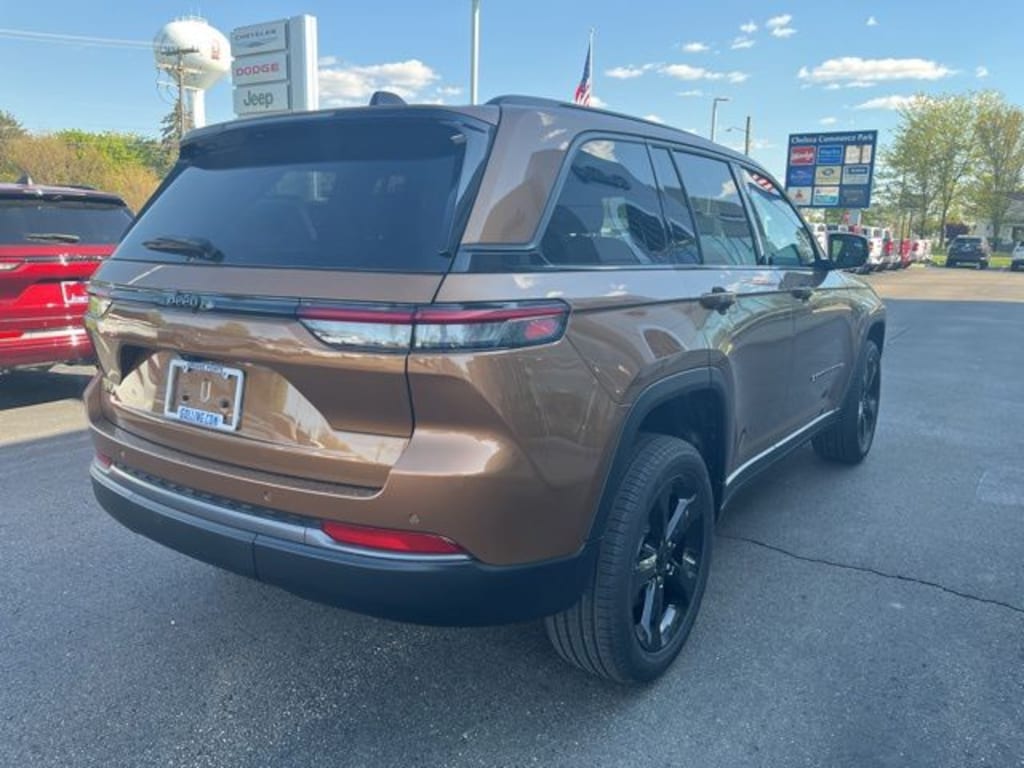 New 2026 Jeep Grand Cherokee LIMITED 4X4 Sport Utility