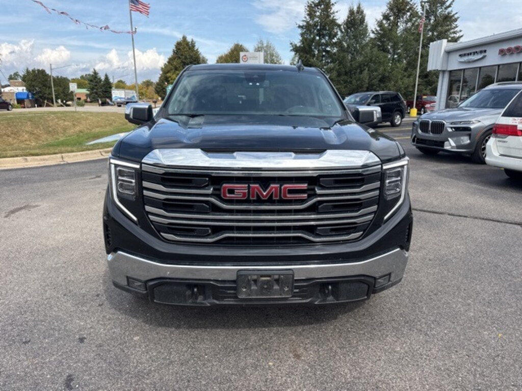Used 2024 GMC Sierra 1500 SLT Truck