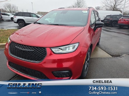 2026 Chrysler Pacifica SELECT Passenger Van
