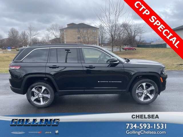 2024 Jeep Grand Cherokee Limited photo 3