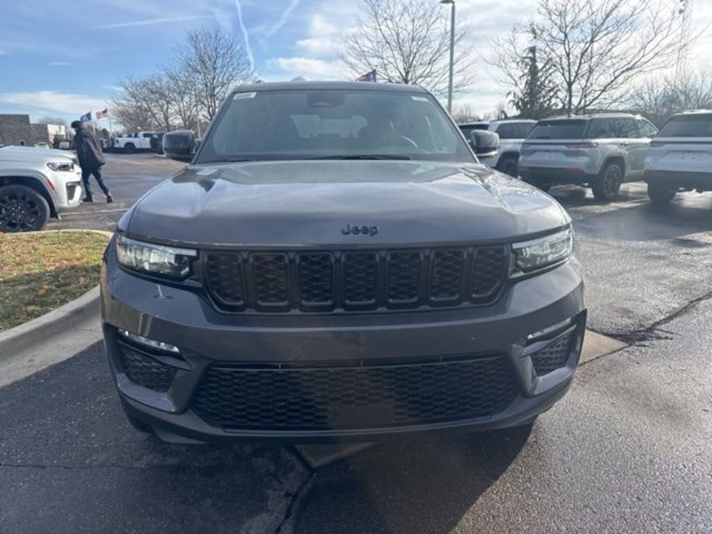 New 2025 Jeep Grand Cherokee LIMITED 4X4 Sport Utility