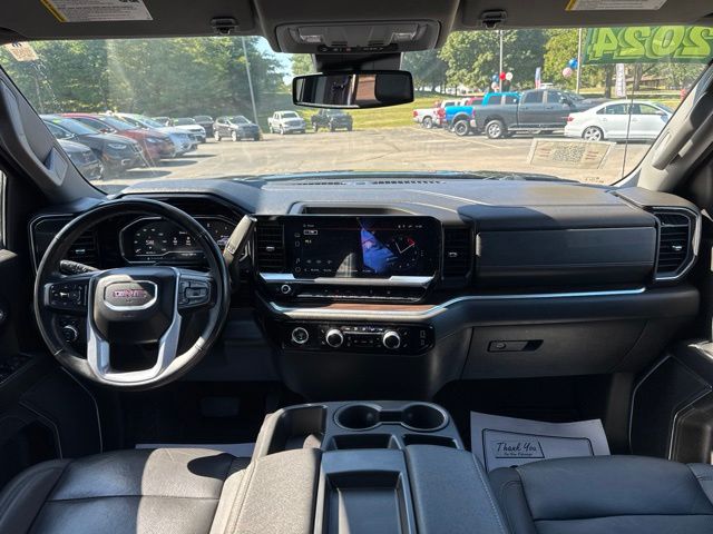 2024 GMC Sierra 1500 SLT - Photo 11