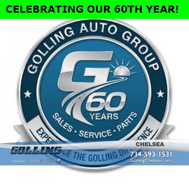 2016 Chrysler Town & Country Touring's photo