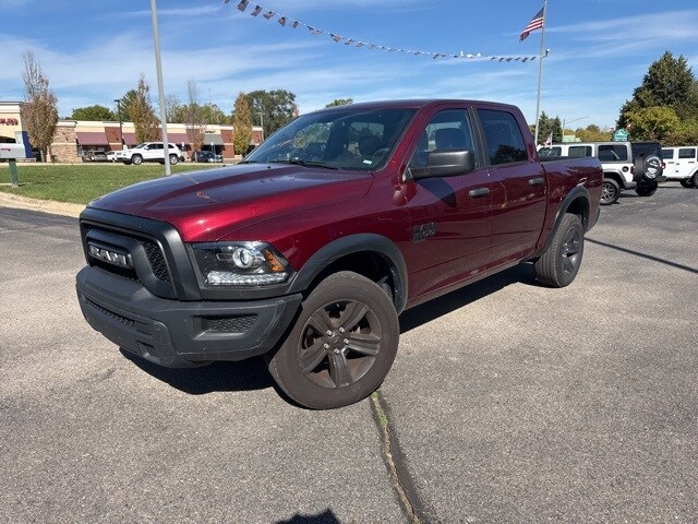 2024 Ram 1500 Classic Warlock photo 3