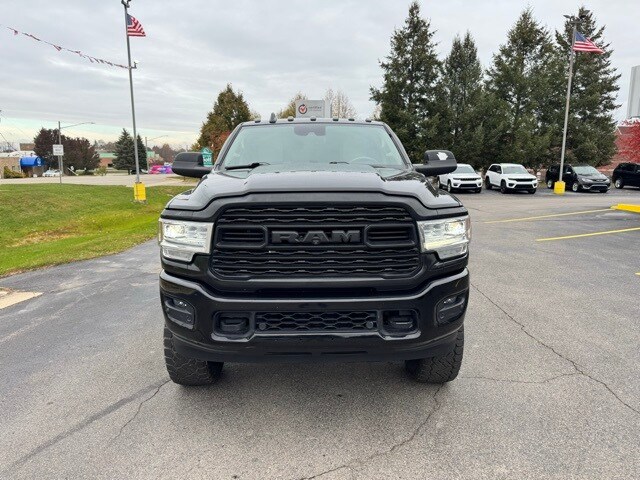 2022 Ram 3500 Limited photo 2