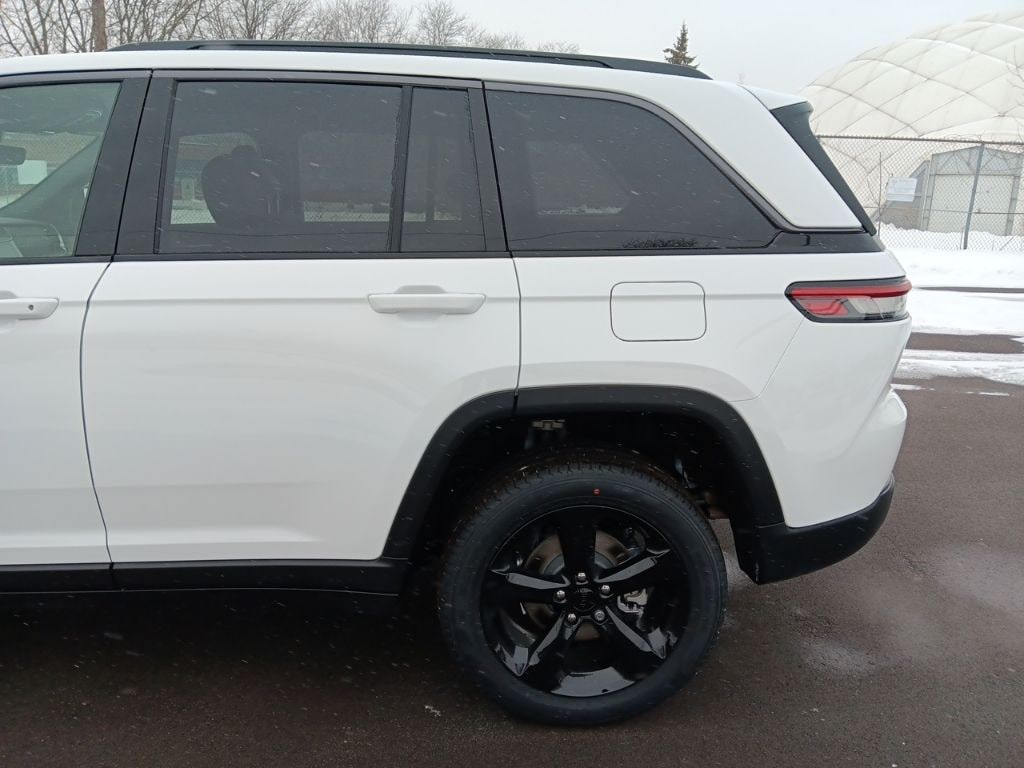 New 2026 Jeep Grand Cherokee LIMITED 4X4 Sport Utility