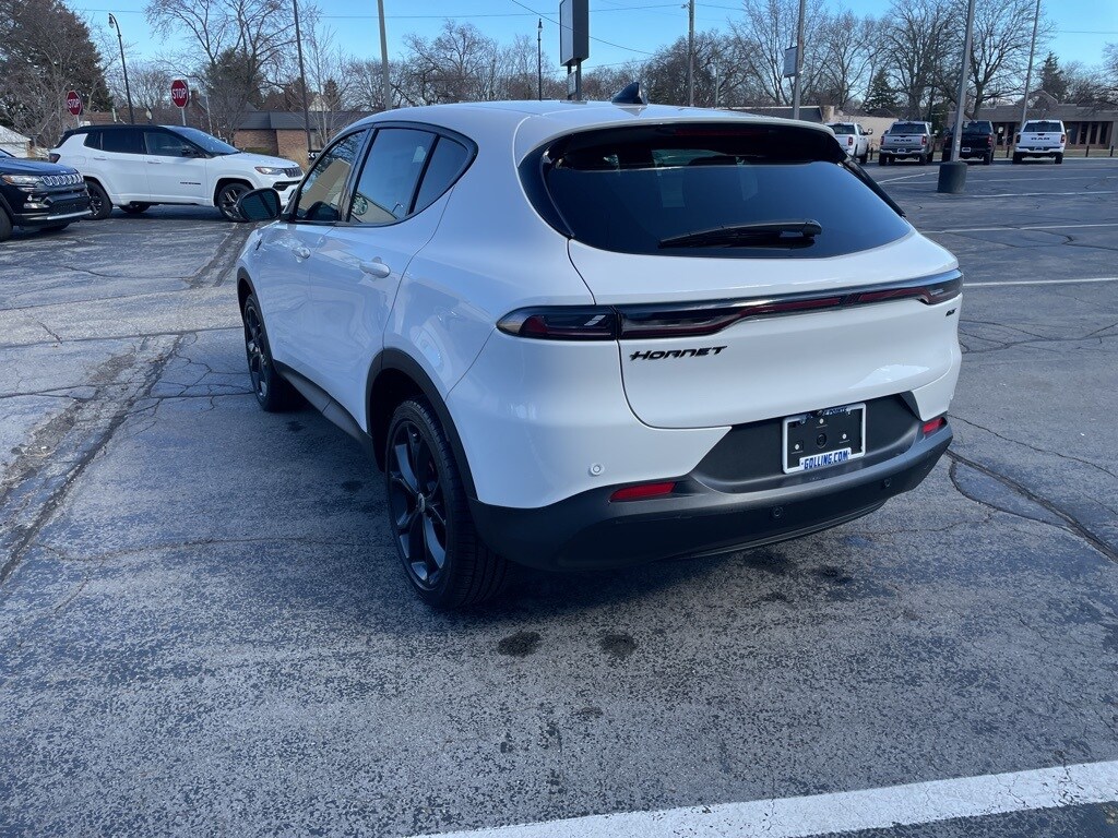 2024 Dodge Hornet GT photo 4