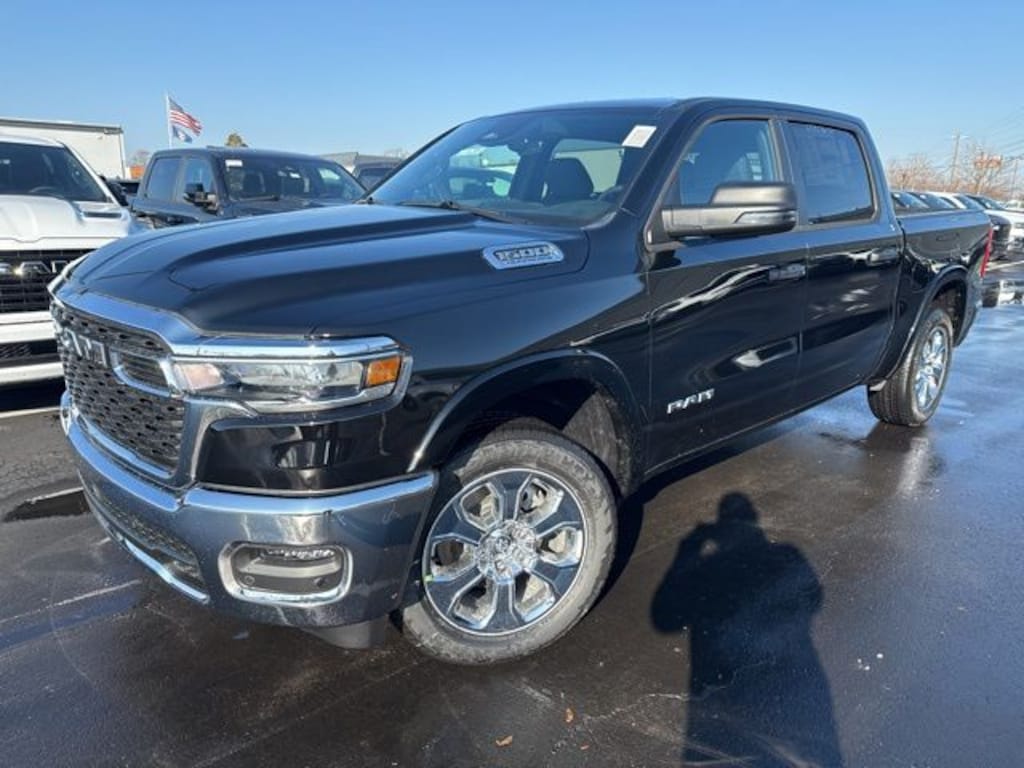 New 2026 Ram 1500 BIG HORN CREW CAB 4X4 5'7 BOX Pickup