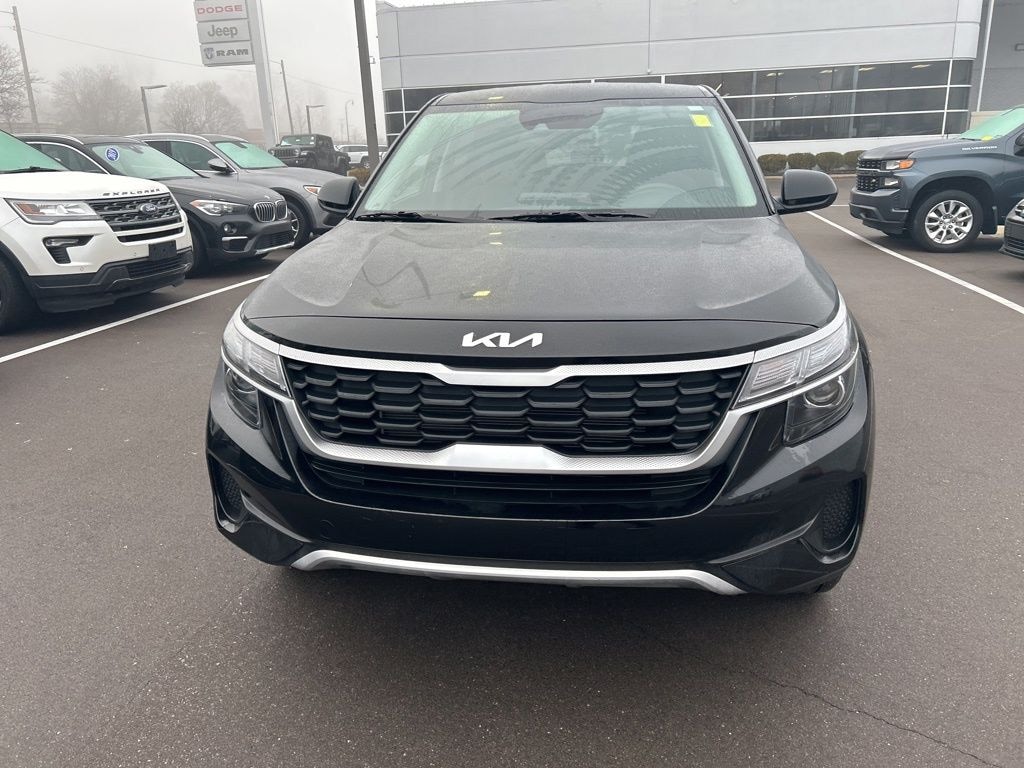 Used 2023 Kia Seltos LX SUV
