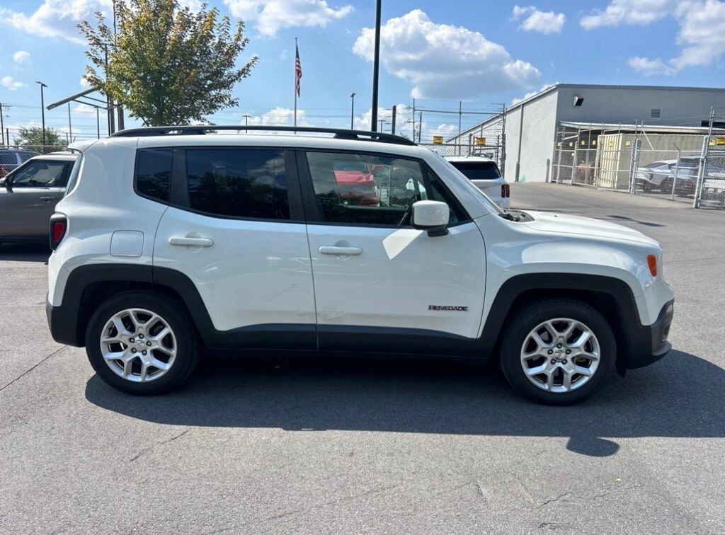 Used 2018 Jeep Renegade Latitude SUV
