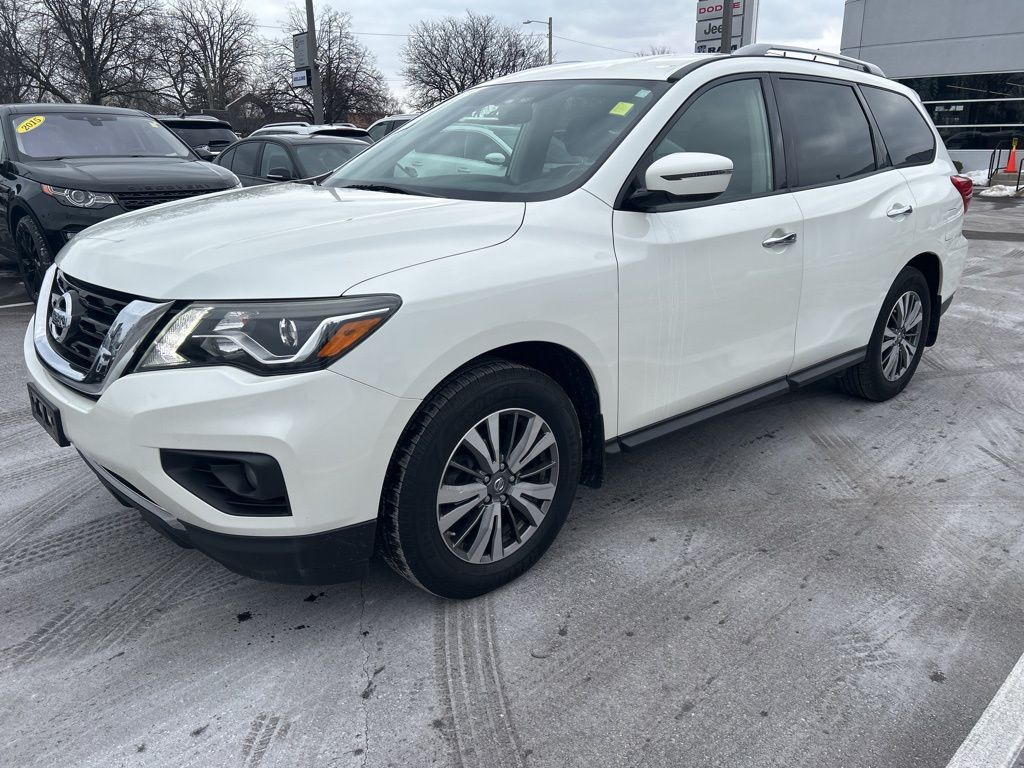 2018 Nissan Pathfinder SV