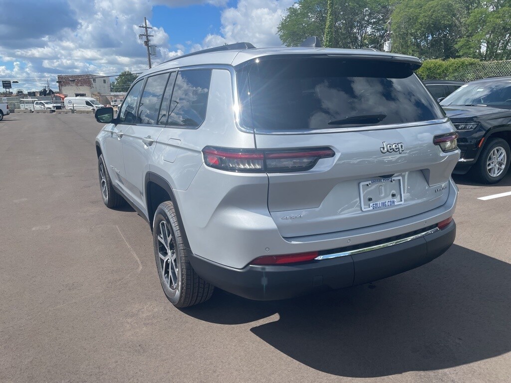 2025 Jeep Grand Cherokee Limited photo 4