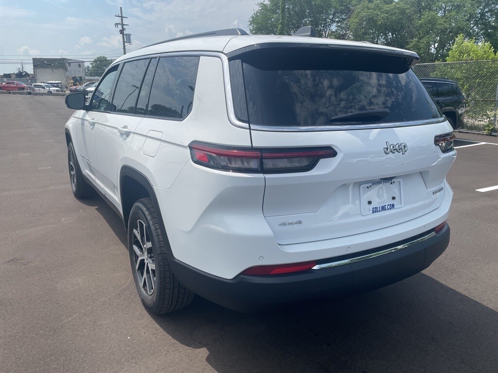 2025 Jeep Grand Cherokee Limited photo 4