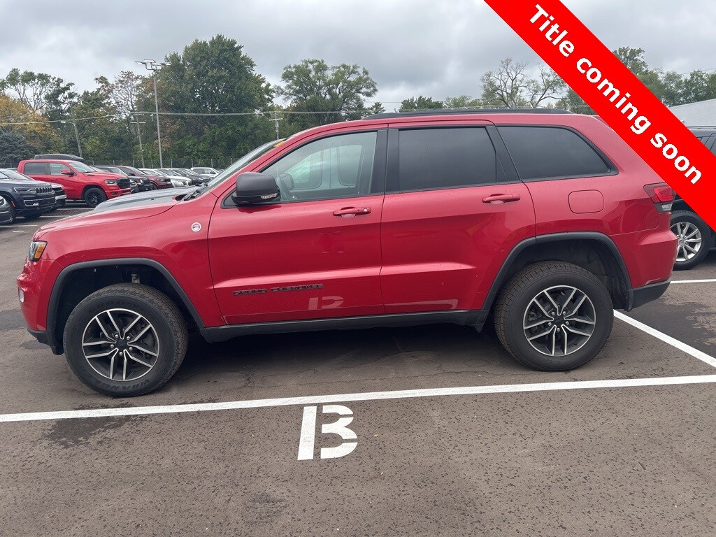 2019 Jeep Grand Cherokee Trailhawk photo 3