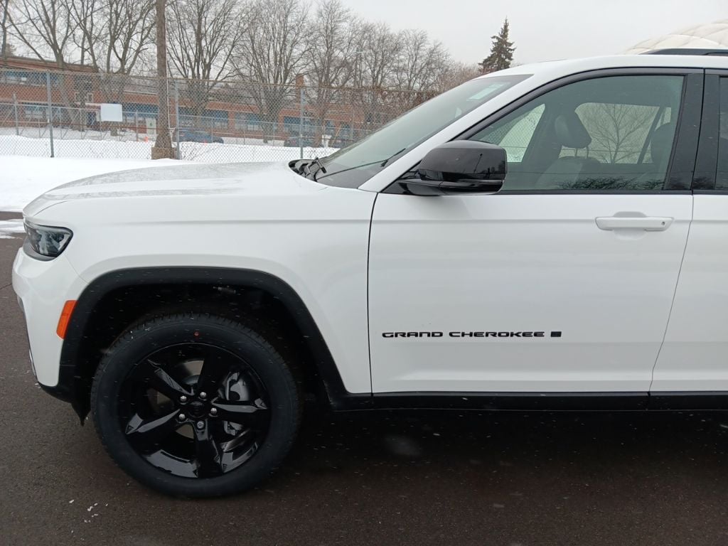 New 2026 Jeep Grand Cherokee LIMITED 4X4 Sport Utility