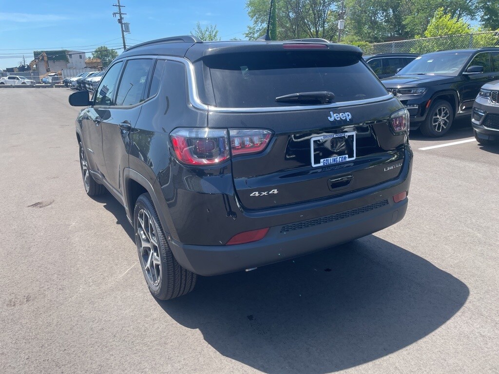 2025 Jeep Compass Limited photo 4