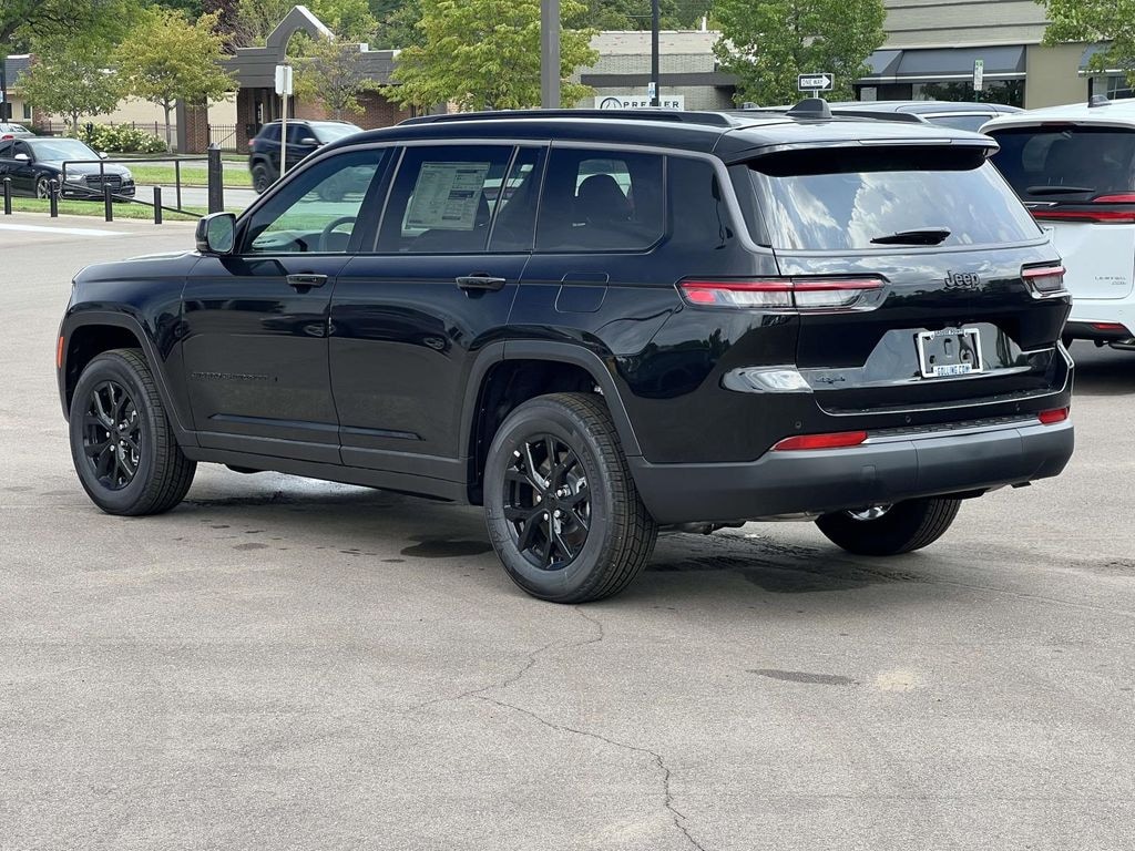 New 2026 Jeep Grand Cherokee L LAREDO ALTITUDE 4X4 Sport Utility