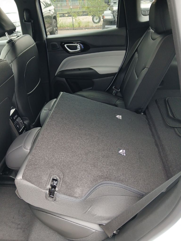 2026 Jeep Compass Limited - Photo 14