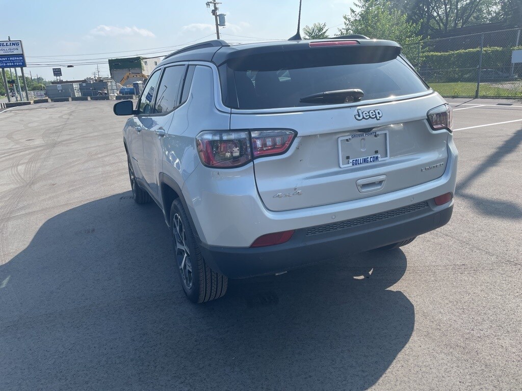 2025 Jeep Compass Limited photo 4