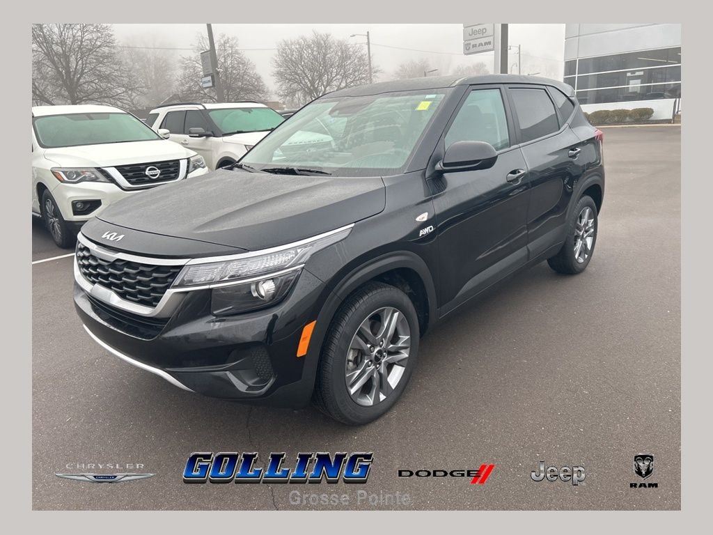 Used 2023 Kia Seltos LX SUV