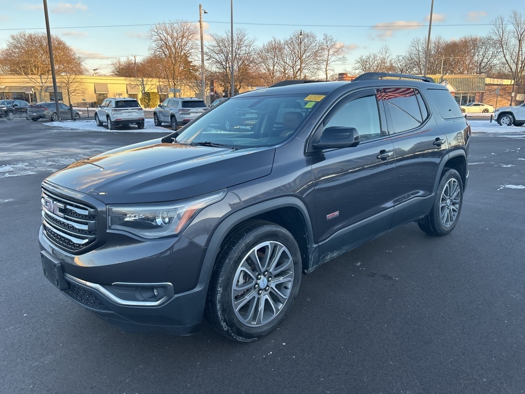 2017 GMC Acadia SLT-1's photo