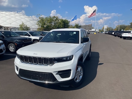 2025 Jeep Grand Cherokee LAREDO 4X4 Sport Utility