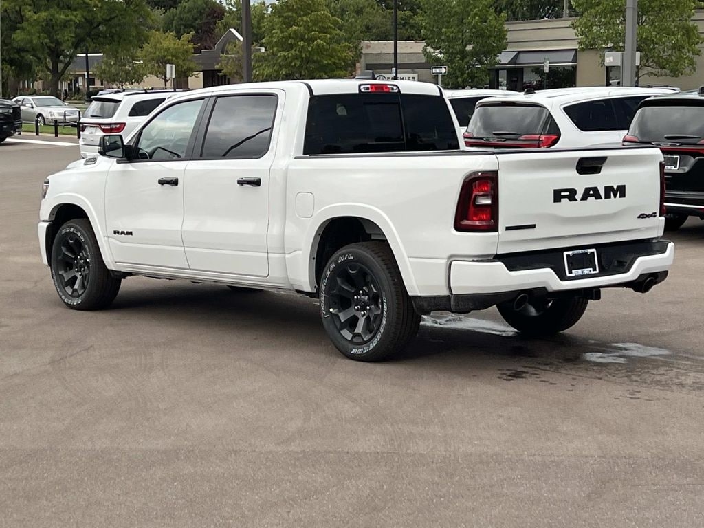 New 2026 Ram 1500 BIG HORN CREW CAB 4X4 5'7 BOX Pickup