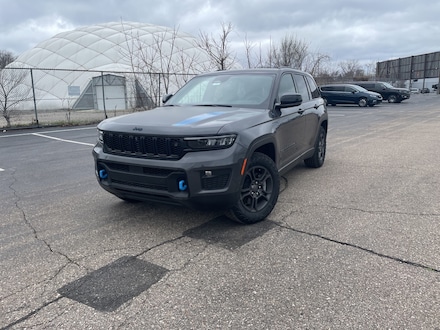 2024 Jeep Grand Cherokee Trailhawk 4xe SUV