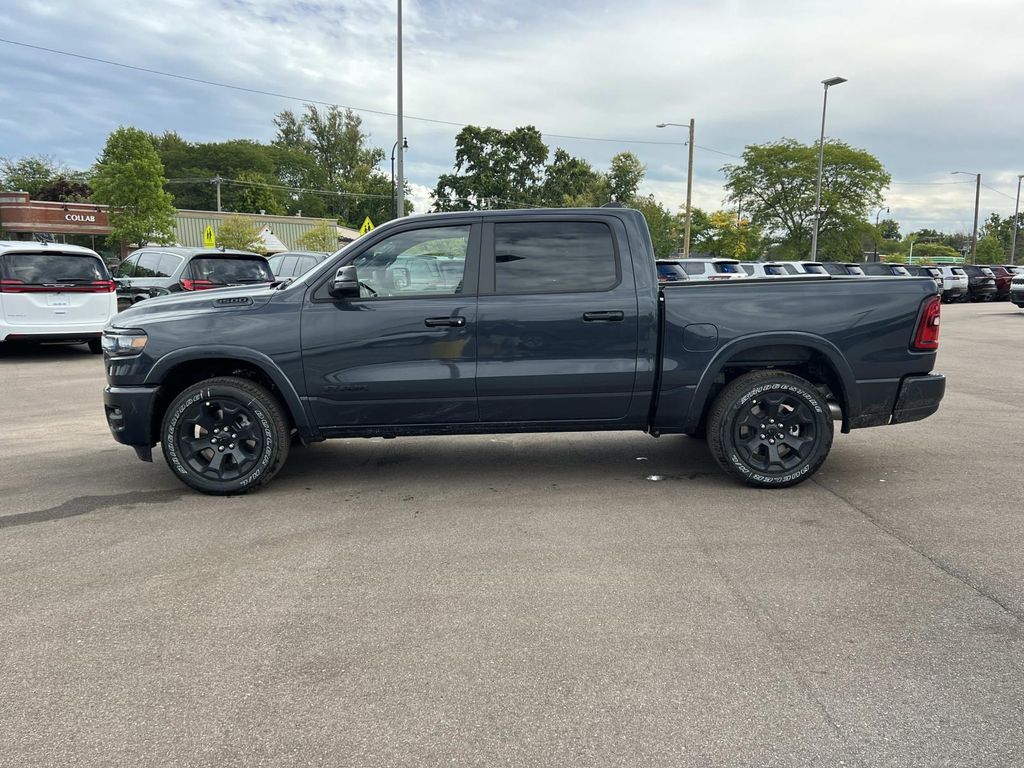 New 2026 Ram 1500 BIG HORN CREW CAB 4X4 5'7 BOX Pickup