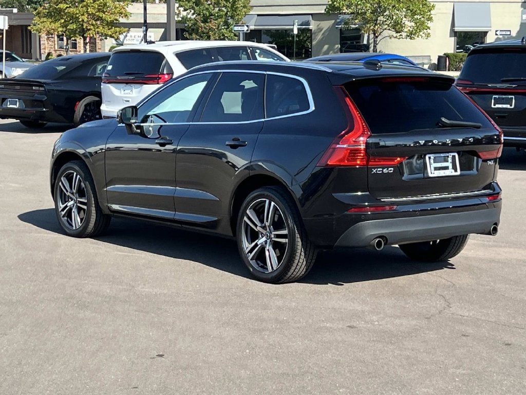 Used 2020 Volvo XC60 T6 Momentum SUV