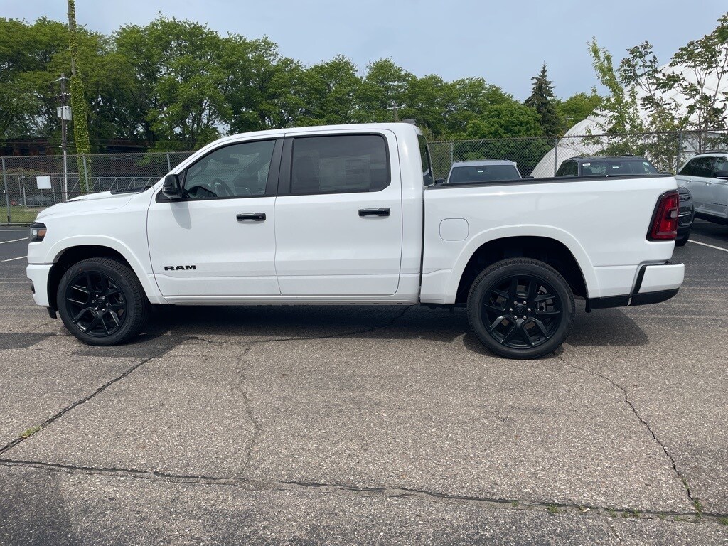 2025 Ram 1500 Laramie photo 2