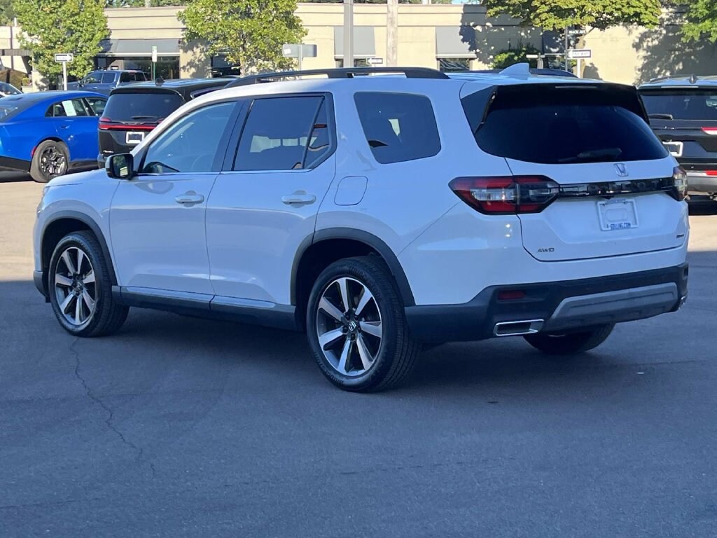 Used 2023 Honda Pilot Touring SUV