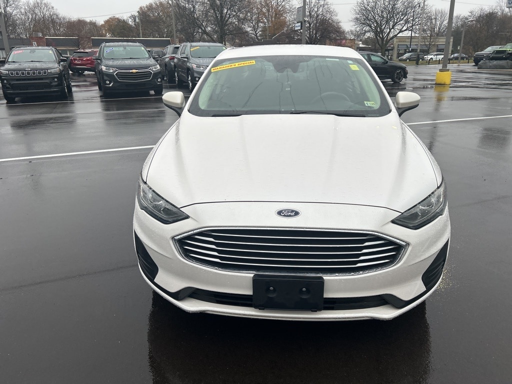 Used 2019 Ford Fusion Hybrid SE with VIN 3FA6P0LU8KR142223 for sale in Detroit, MI