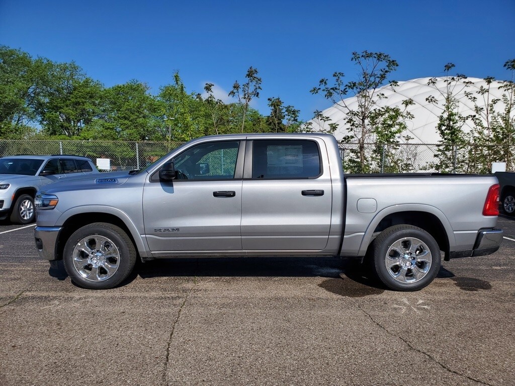 2025 Ram 1500 Big Horn photo 2
