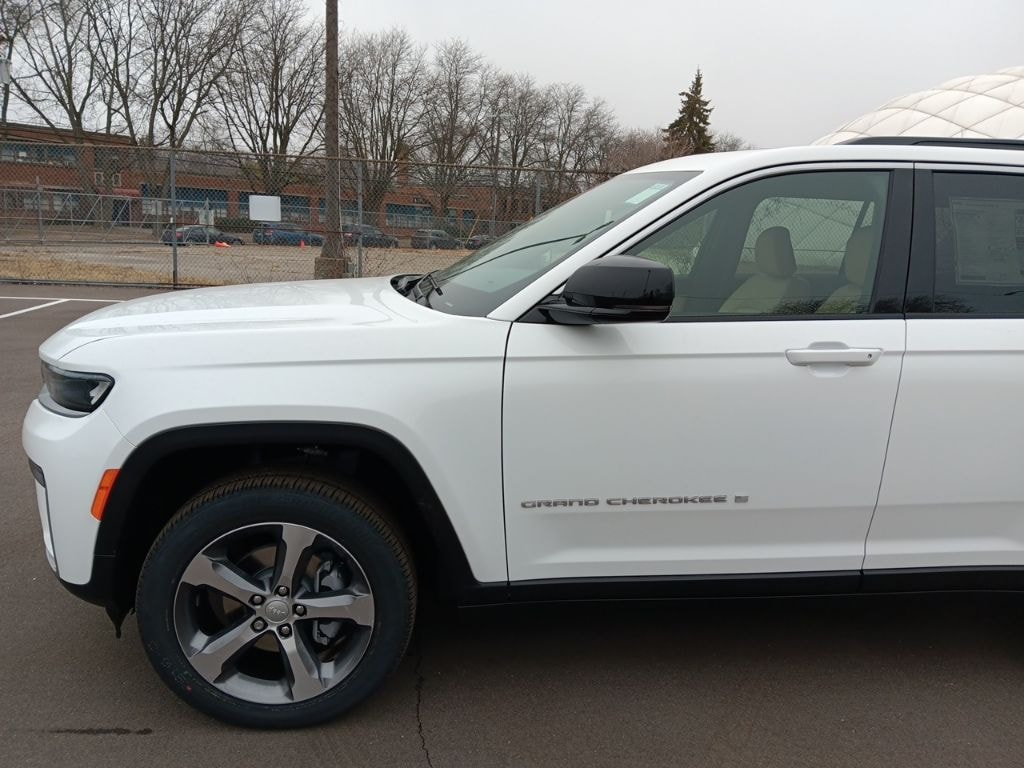 Used 2026 Jeep Grand Cherokee Limited SUV