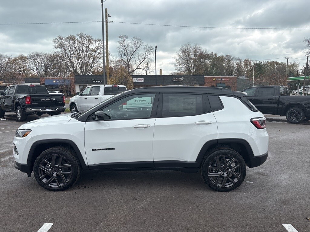 New 2026 Jeep Compass LIMITED ALTITUDE 4X4 Sport Utility