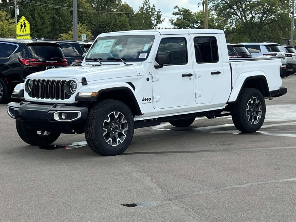 New 2026 Jeep Gladiator SAHARA 4X4 Pickup