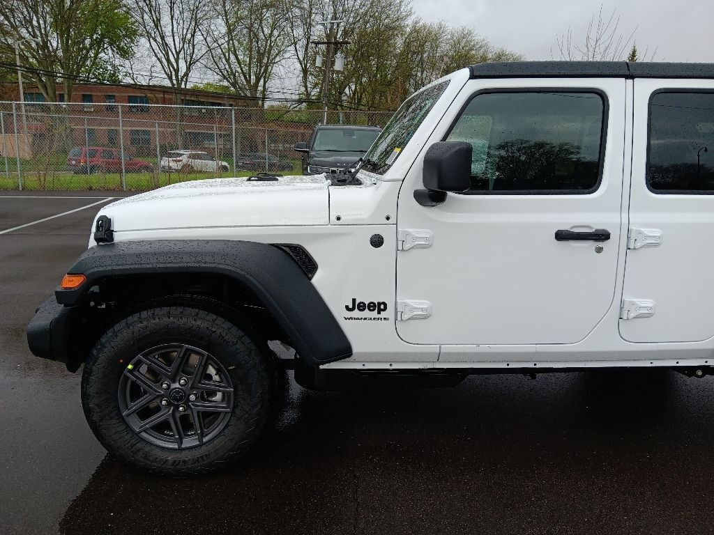 New 2026 Jeep Wrangler 4-DOOR SPORT S Sport Utility