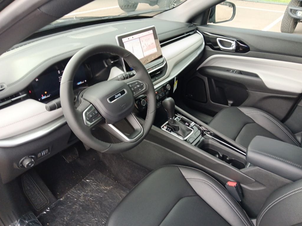 2026 Jeep Compass Limited - Photo 12