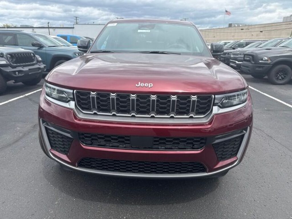 New 2026 Jeep Grand Cherokee L LIMITED 4X4 Sport Utility