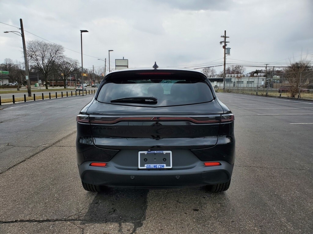 2024 Dodge Hornet GT photo 4